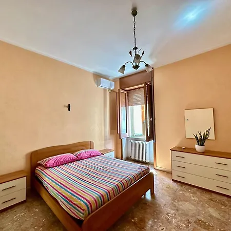 Orchidea House